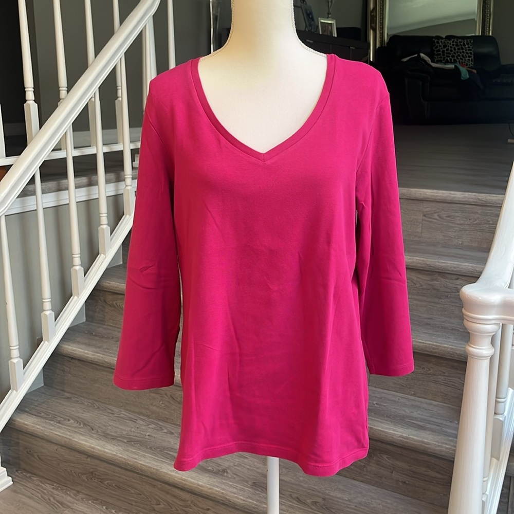 Chico's Pink 3/4 Sleeve V-Neck Tee